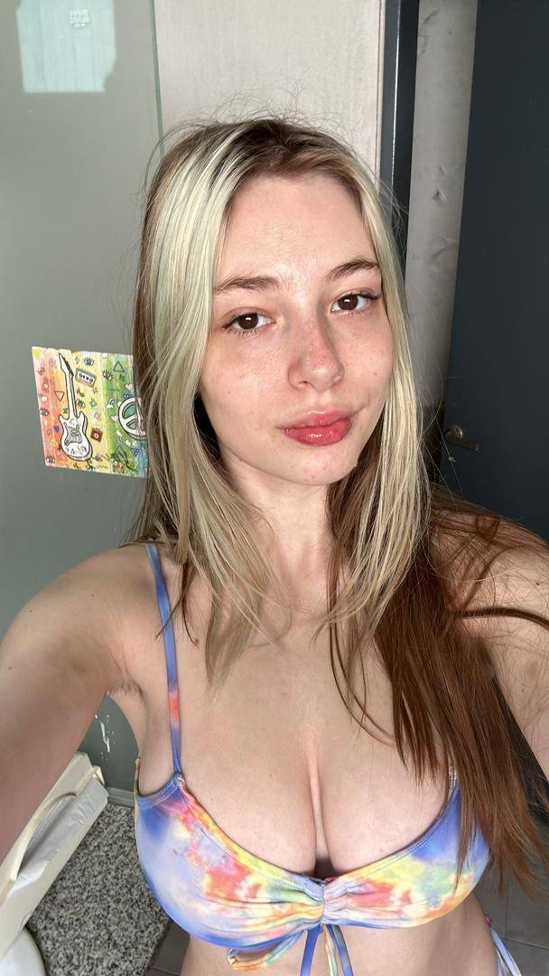 Licensed Massage Specialist Providing Professional Therapy in a Relaxing Setting  🍆👅💦