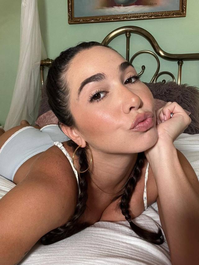 NO PAYMENT REQUIRED-SEXY SINGLE MOM AND LOOKING TO HAVE FUN I'm a sexy mom of two kids. A single mom and I'm very horny🍑🍑💦