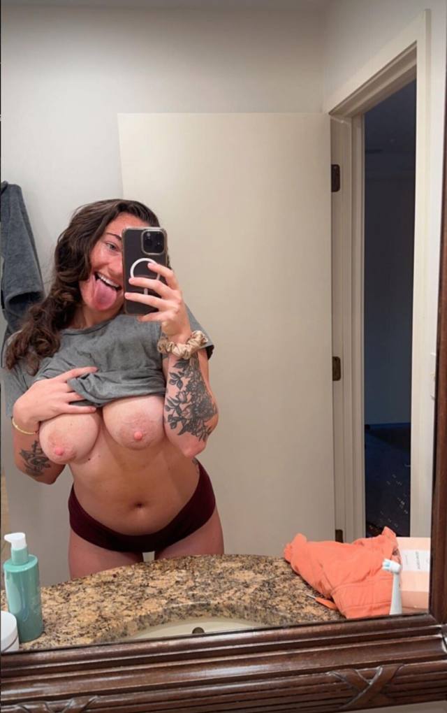 🍆🍑🍆🍑I Can Host or Visit Your Place And Car Call also Available Call me:+12092662334