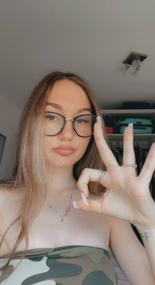 Mature Horny 🥶🥵Girl waiting for your text or call ☎️ Donation is Affordable