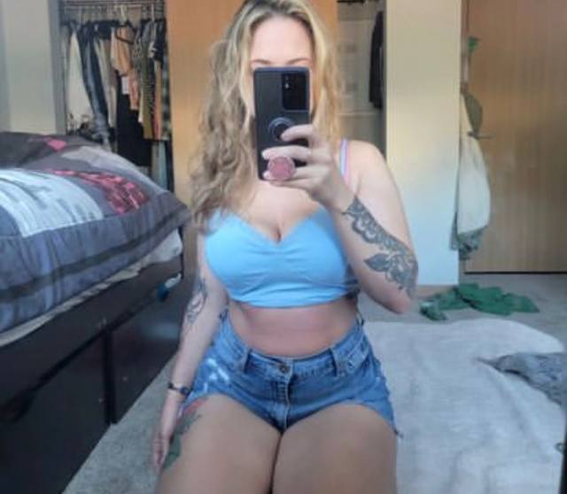 NO PAYMENT REQUIRED- SEXY SINGLE MOM FOR MEET AND FUCK AS LONG AS YOU KNOW HOW TO USE YOUR DIVK 🍑🍑💦💦🍆