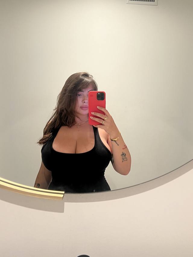 I’m a professional bodyworker 💯% Real & Ready Now👅Naughty Fun💋My Place Or Yoursalso available for GFE and milking table 🤪