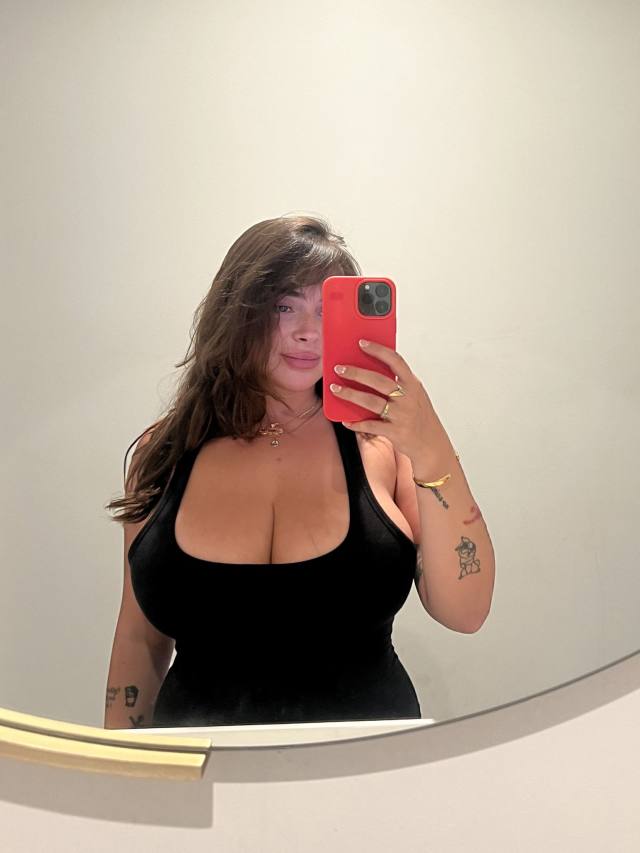 I’m a professional bodyworker 💯% Real & Ready Now👅Naughty Fun💋My Place Or Yoursalso available for GFE and milking table 🤪