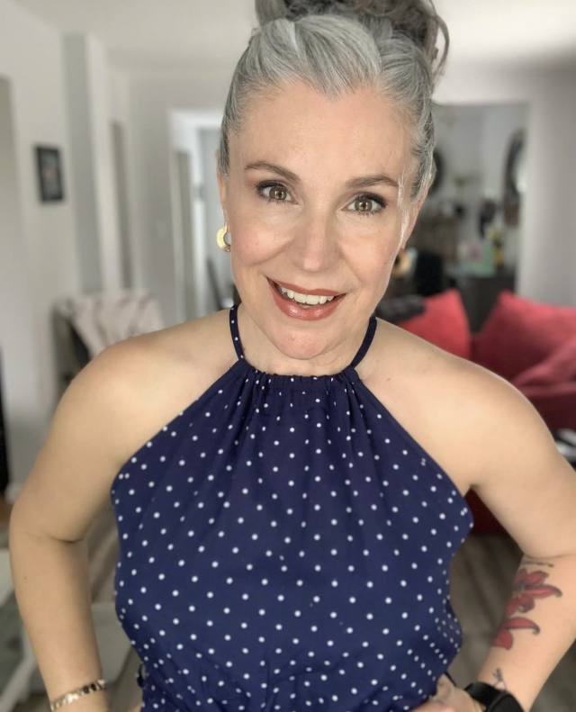 HI I'M AVAILABLE FOR FULL BODY RUB AND FULL SERVICE, TEXT ME NOW FOR AN UNFORGETTABLE EXPERIENCE