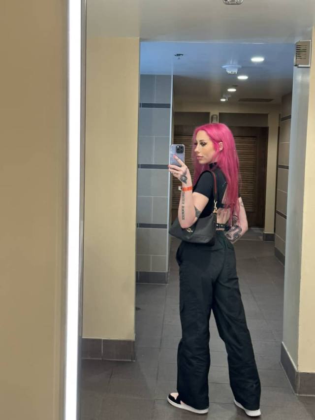 Let’s get serious.. A Sweet, Loving & Nice looking lady searching for a serious and committed relationship🥰💖