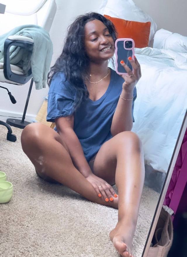 Single parent with kids,I’m easygoing and drama-free,looking for mature and responsible person who understands a friendswith-