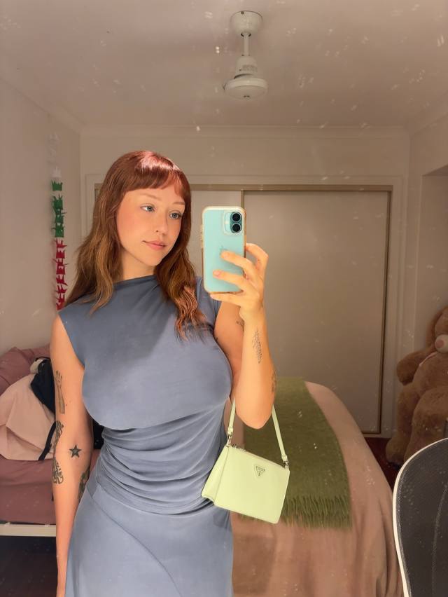 I'm available for hookup text me on +1 256 322 1497