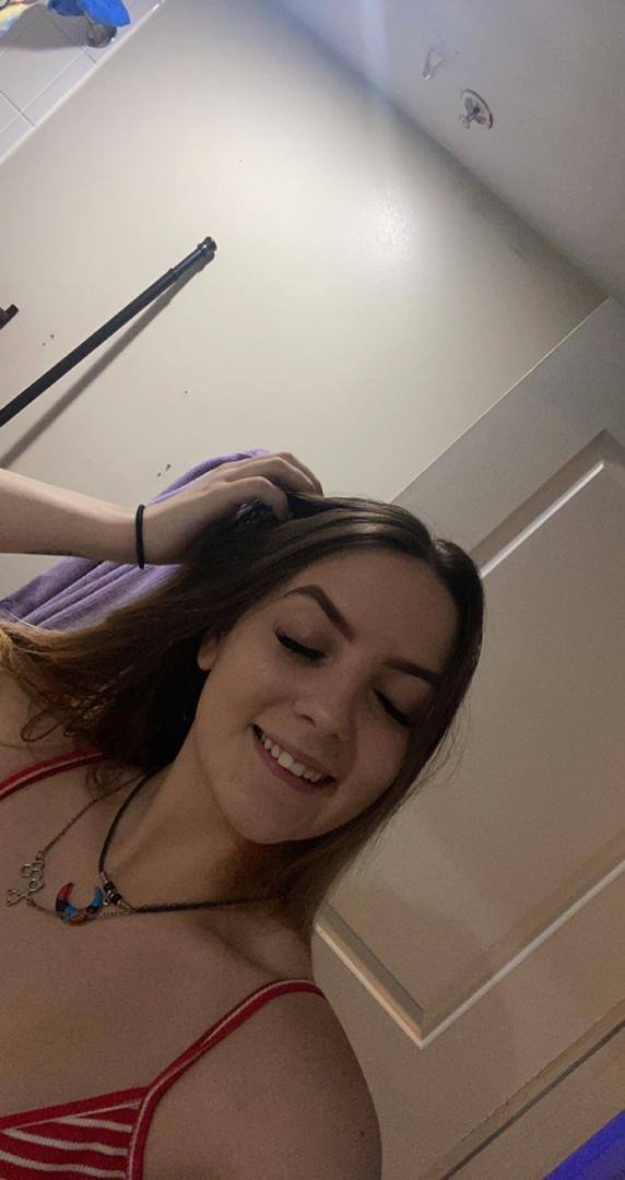 👅💦Sweet Girl 💋👅💦(Ready for fuck)👅💦Clean Pussy💋 💚Wet Pussy Make Me Squirt👅✅My Place Or Yours