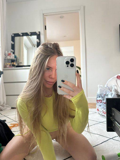 NO PAYMENT REQUIRED- SEXY SINGLE MOM FOR MEET AND FUCK AS LONG AS YOU KNOW HOW TO USE YOUR DICK 🍆🍑🍆💦.