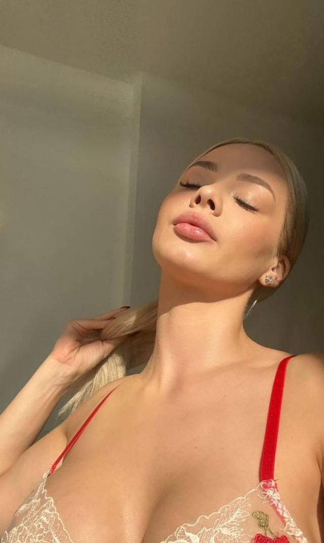 HOT AND READY FOR PAPI 🍑💦🫦