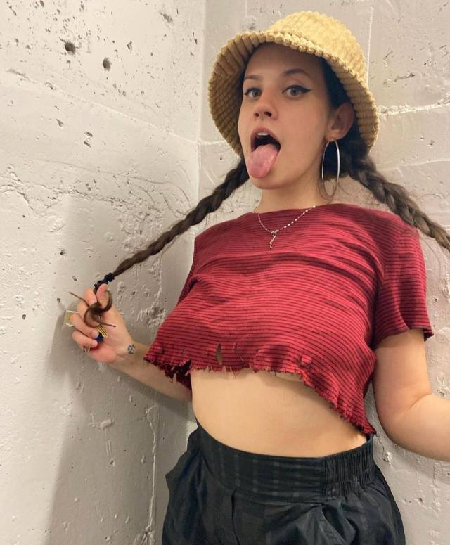 HMU for Hookup and contents 🍑💦🍆 Text  +1 443-426-2295