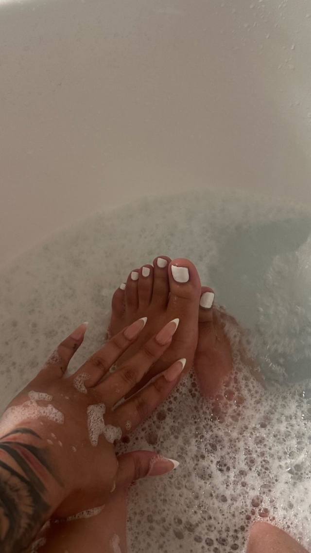 I’m Available NO RESTRICTIONS