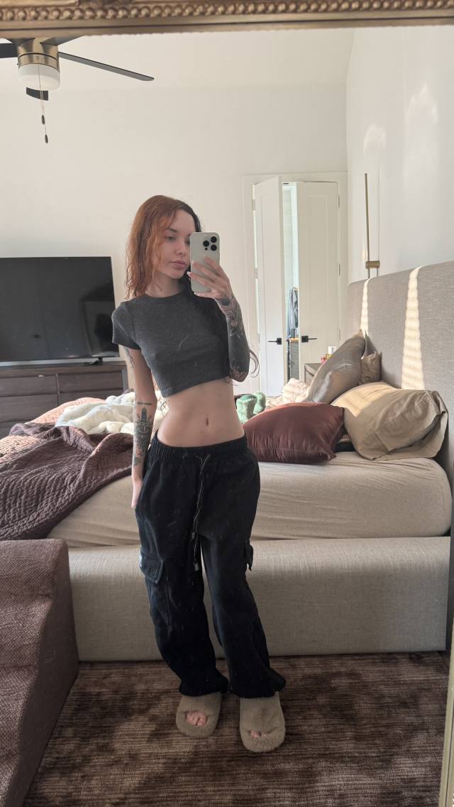 Hello I’m dora my number:(586)340-4255 i squirt text MyTELEGRAM @Ittdorah Discord: dorah121