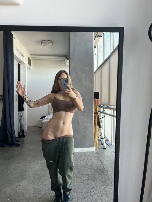 EROTIC OIL MASSAGE🌸& NURU MASSAGE WITH MILKING TABLE IS ALL AVAILABLE 😍 🍑 I’m Available for any kind of massages