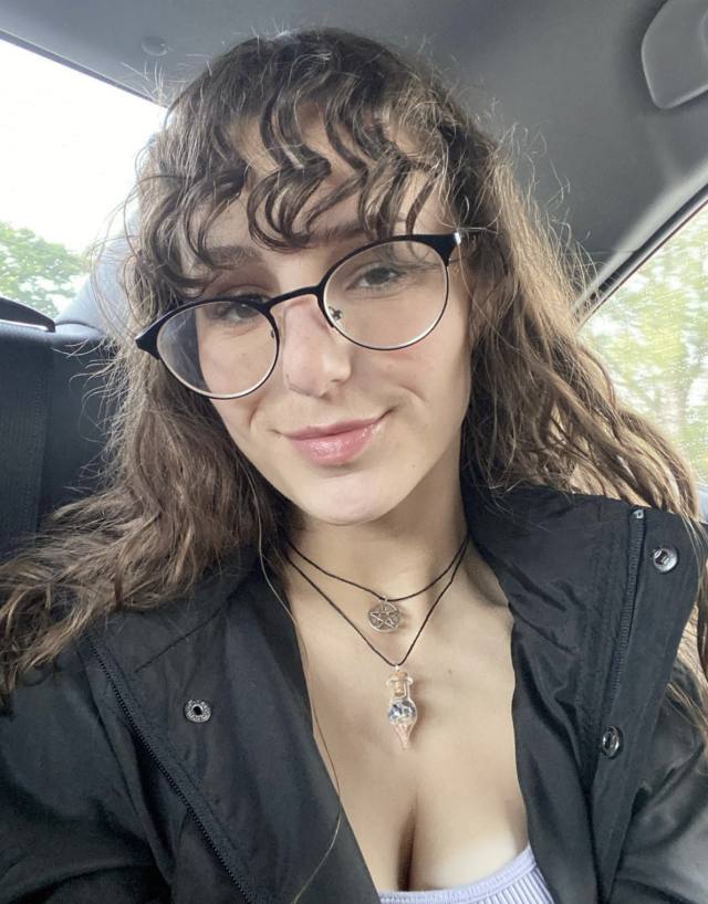 Available now for EROTIC OIL ,Full body massage 🍆💦🍑,SWEDISH & Deep Tissues Massage 💆 🥰with a happy ending. Sexting & Meet up