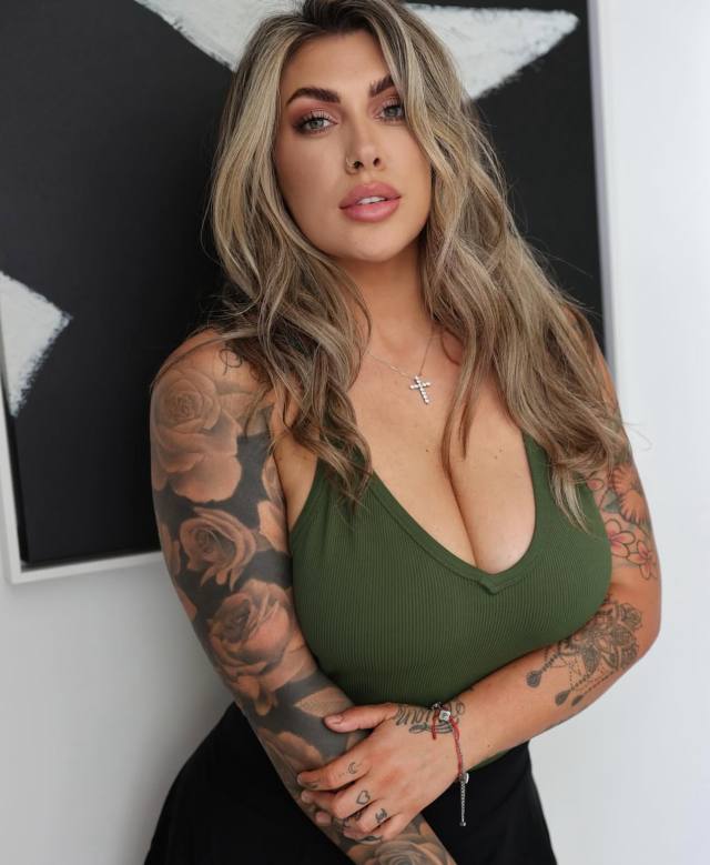 LET’S KEEP IT PRIVATE… MESSAGE ME 💌 SERIOUS VIBES ONLY 💋 DM ME IF YOU CAN HANDLE ME. +1 4082149210. WHATSAPP ONLY💯.