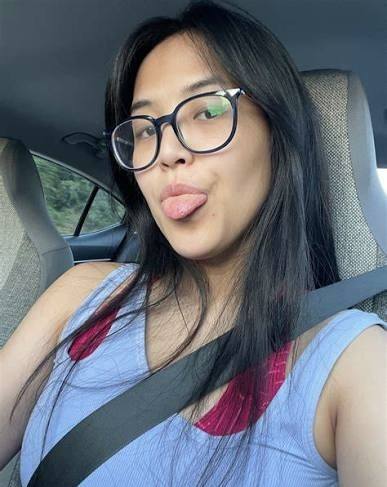 $100 HIT ME UP FOR HOOK UPS, MASSAGES, CREAMIE, PARTY GIRLFRIEND EXPERIENCE AND CAR MEETS🍆🍑🍑 Text me on: 8542342042