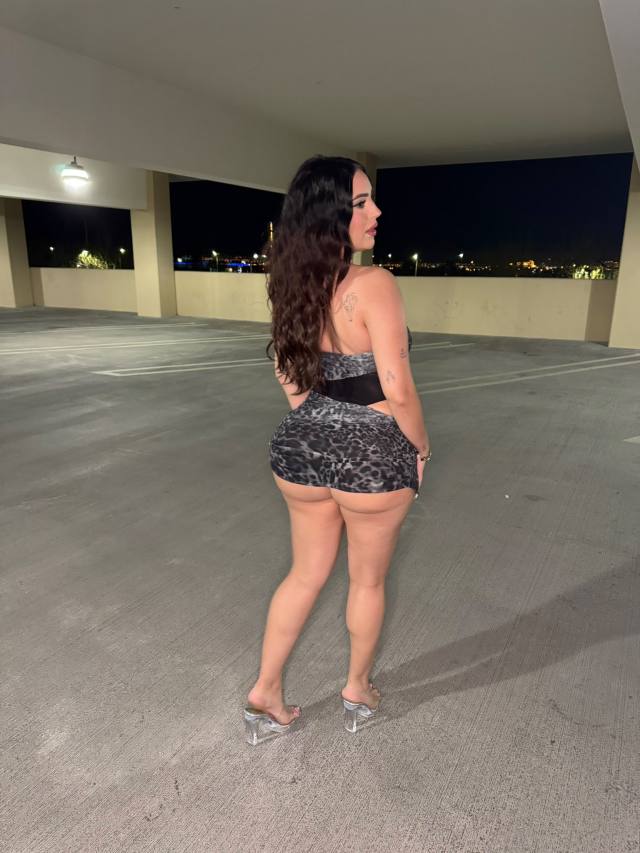 HOT 🥵 GIRL IN TOWN AVAILABLE FOR 😍BOTH INCALL 🥀🥰🥵AND OUTCALL💦🍒