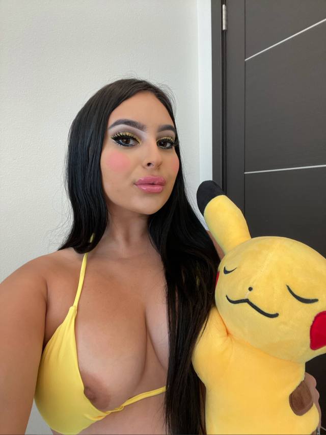 HOT 🥵 GIRL IN TOWN AVAILABLE FOR 😍BOTH INCALL 🥀🥰🥵AND OUTCALL💦🍒