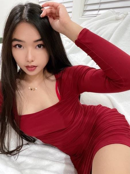 Sweet in the middle 😋🍒 I TAKE CASH💸🔥, Do you wanna have some FUN? 👅💦 Text me 3375572235 I’m available for any kind of fun,Hor