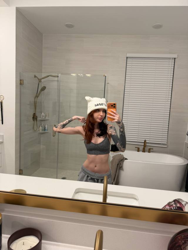 Hello I’m dora my number:(586)340-4255 i squirt text MyTELEGRAM @Ittdorah Discord: dorah121