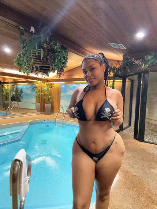 Relaxation Redefined by a Stunning Chocolate Queen