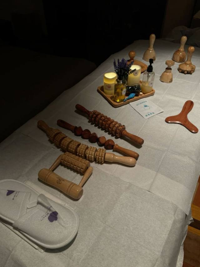 Discreet and sexy escort, Full body massage with happy ending available for both incall and outcall services 👅🍑🌶️🍆💋