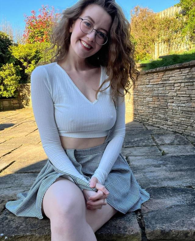 Am available for hookup and Boby massage