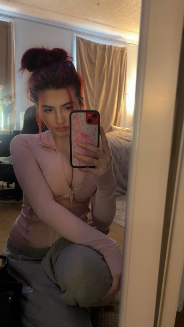 HOOKUP, I accept payment in person💰) Am DTF 🍆🍑💦👅…HMU ✍️…Text: TEXT ME +1 734-278-9606