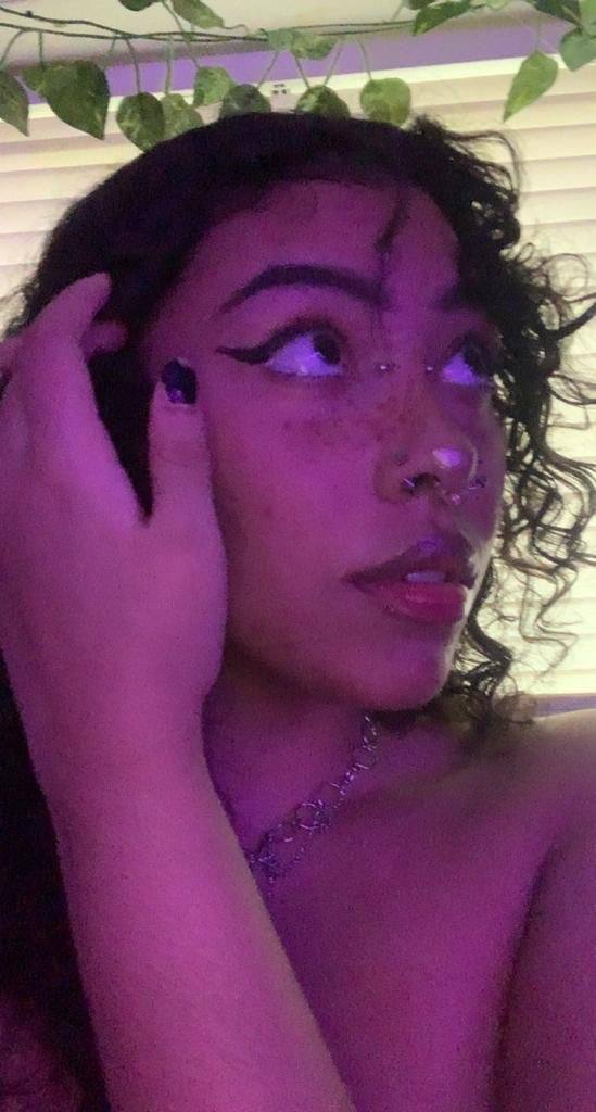 MOLLY GIRL,SEND ME A DM IF YOU ARE READY TO MEET UP RN