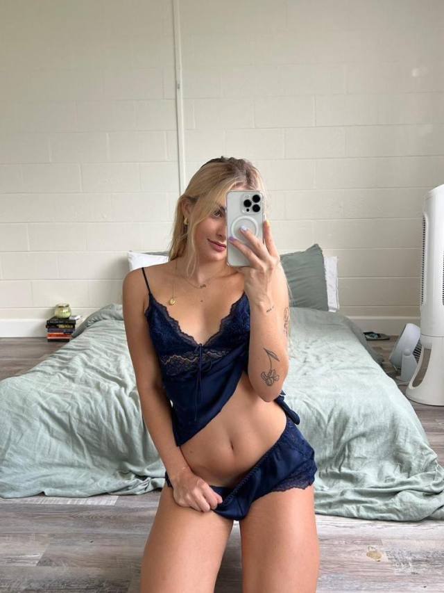 Clean pusxy , shaved Raw, an@l, massage,*.. I’m available all day