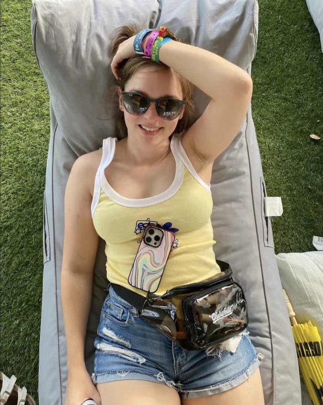 I’ m down to Hookup imma **** the hell outta your d**k an.d **** you so good hmu  +1 (614) 390-9841