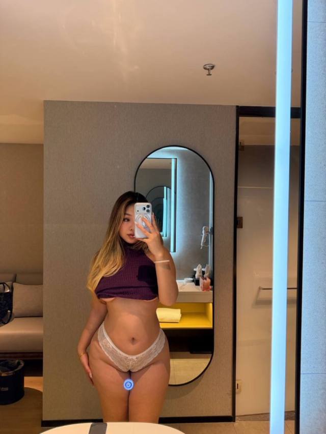 I TAKE CASH💸🔥,horny tight pussy do you wanna have some fun?👅💦 Text me 5024033982.I’m available for any kind of fun,Horny tigh