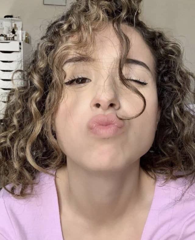 Down to fuck 🥒🥒🥒🥒