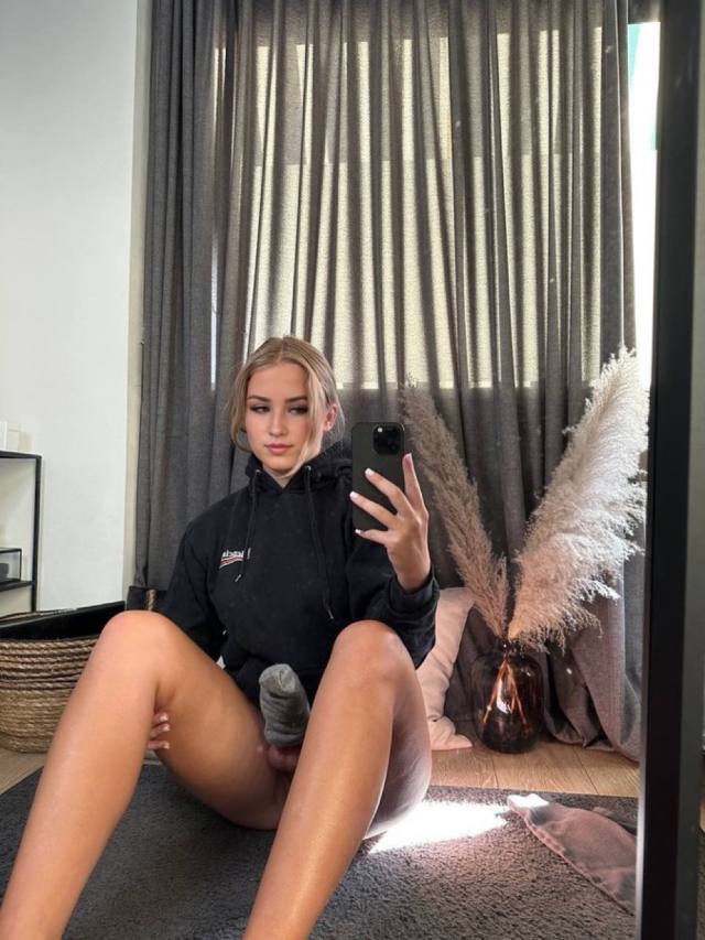 I’m submissive dominante with Top or BottomPartying BBJ add me up on telegram: @xoxoxox89 or text my WhatsApp+15158498078