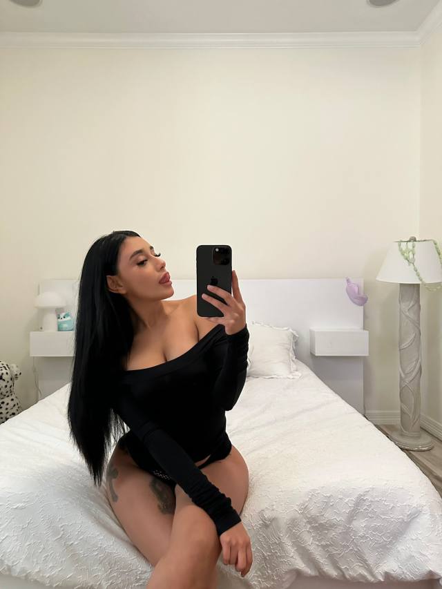 I'M DORA ACTIVE 24/7 FOR FULL BODY MASSAGE 😍AND 😋HOT SEX 🍆Blowjob😋 PROVIDER🥵TEXT/CALL 3122861361 Telegram:@Dorajane584