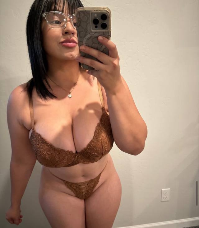 Hey💐😍Down to fuck 💦slide in let’s get nasty🔥🥵 extra 30 minutes✨for new clients MEET ME AND FIND HAPPINESS AND SATISFACTION. c