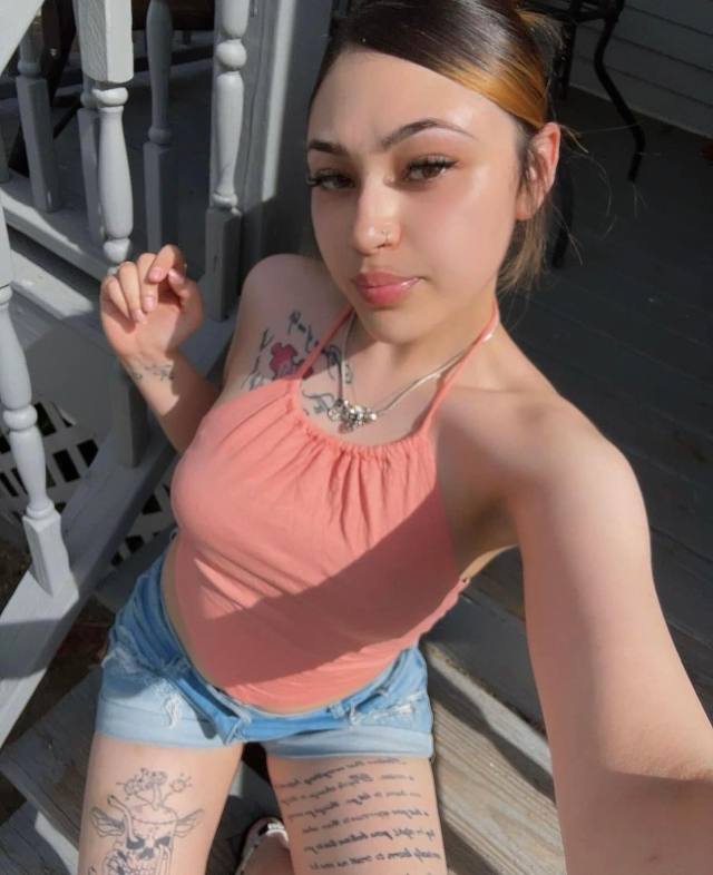 I accept payment in person +NEW SEXY YOUNG GIRL🐱IM READY FOR U NOW     TEXT ME ON     +14049037188