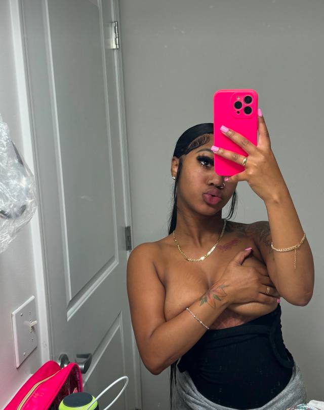 Available now for Meet Up and Full Body Massage 😊with a happy ending😉Sexting & FT ❤️Content(4642107576)