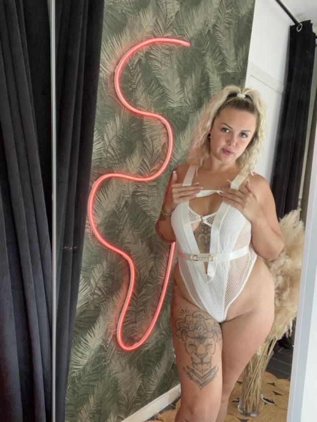 I’m down for meetup fun ❤️🍆🔥💦👅text me +1 (859) 588-3121,best pussy come have a taste 👅