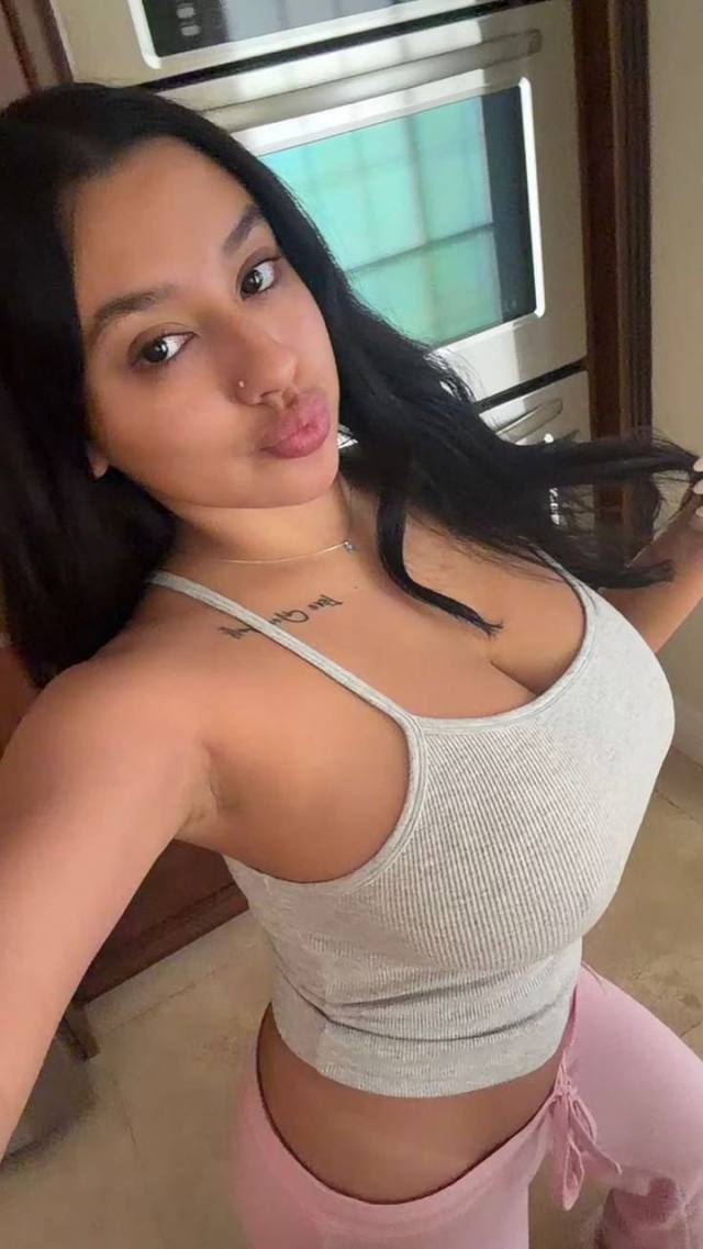 I’m available for both incall and outcall service at an affordable price text 💦+13374154445