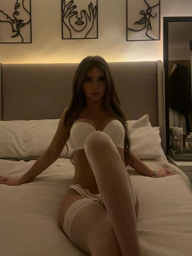 Availability day and night,Curvyy Ass, Sweet Dick