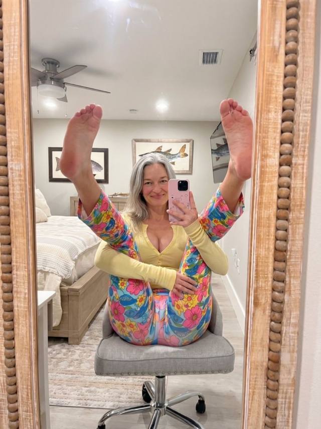 Hey there! Looking for a relaxing and rejuvenating experience? I ‘m Zoe ,A licensed body massage therapist
