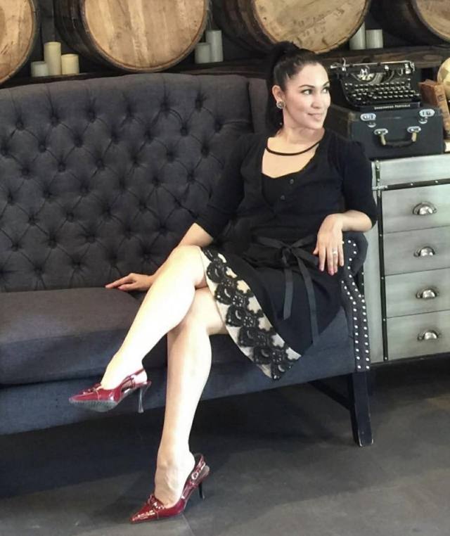 Looking for a gentleman and True Love