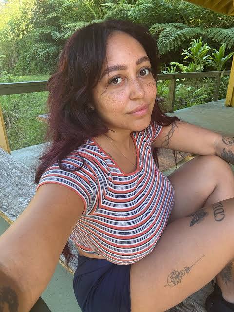 im a mobile licensed massage therapist I render all types of body massages,cracks and therapy at fair affordable rates 🥰🥰🥰🥰