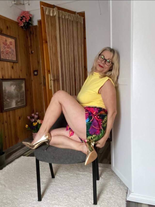 I LOVELIES,IM NEW IN TOWN! 56YO BLONDE VERIFIED ✅ LICENSED MASSAGE THERAPIST; NO BS.. SERENITY WELLNESS SPA /ESCORT SERVICES.