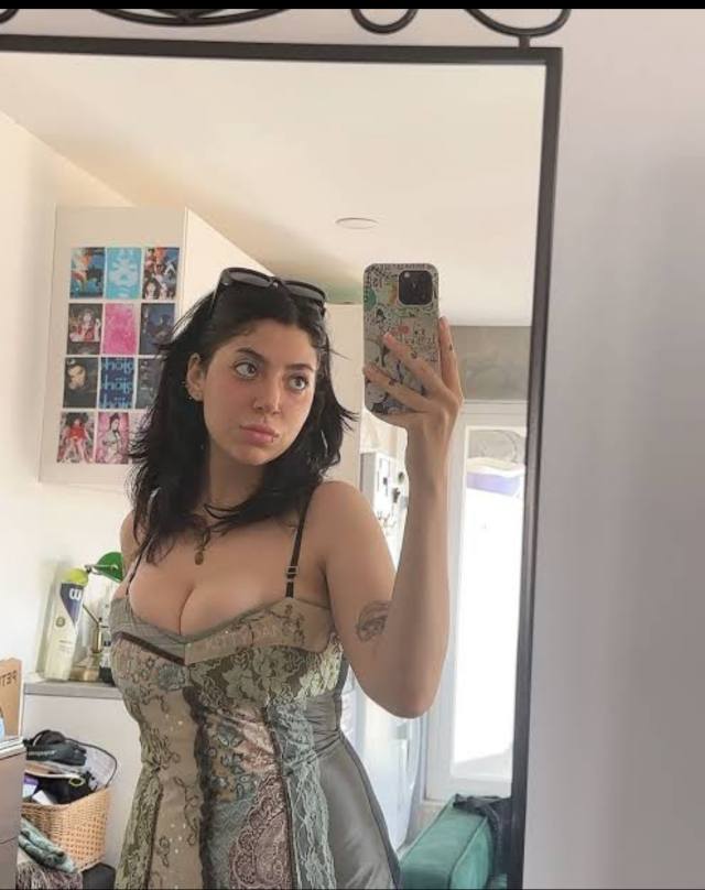 NO PAYMENT REQUIRED- SEXY SINGLE MOM FOR MEET AND FUCK AS LONG AS YOU KNOW HOW TO USE YOUR DIVK 🍑🍑💦💦 🍆