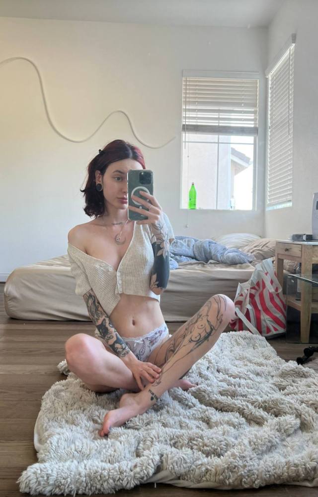 Hi I’m Morgan hmu  +14582320471 😾Let's explore new pleasures,😻With condom and without💧💧 Condoms.. (I'm Clean) 🫧🫧 • I'm very f
