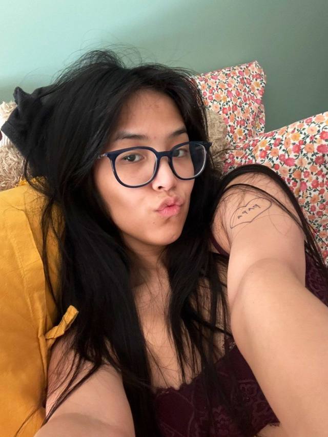 I‘m available ,🥰Horny lady looking for someone.🍆💦❤️ If you’re stressed and need some hot reliever I’m a horny 💦🍑 mature girl