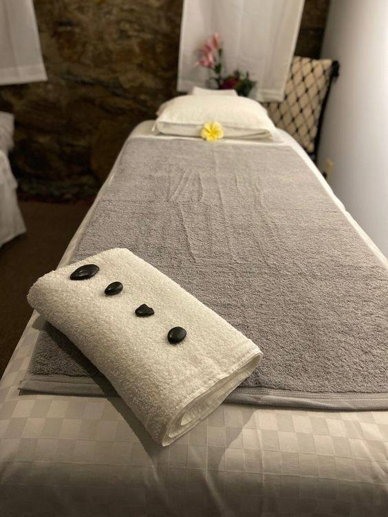 sweetie A professional massage therapists with 4 years experience. Available for available for all type of message, both you